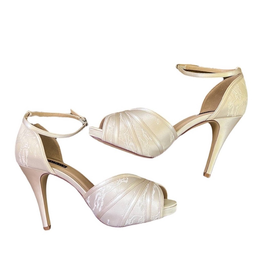 Erijunor Champagne Bride Dainty Lace Detailed Elegant Heels